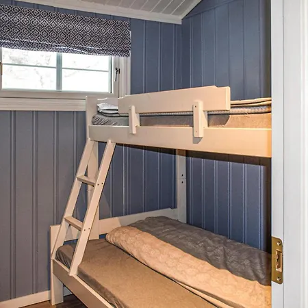 4 Bedroom Awesome In
