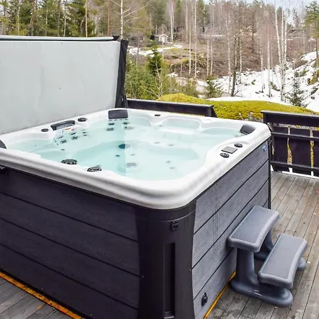 Feriehus 4 Bedroom Awesome In