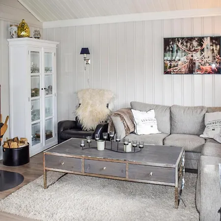 4 Bedroom Awesome In Drangedal