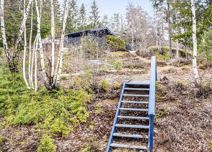 4 Bedroom Awesome In Semesterbostad *