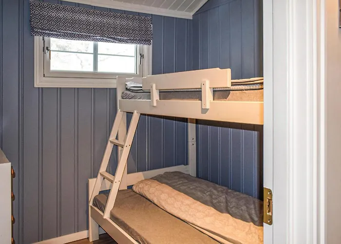 4 Bedroom Awesome In