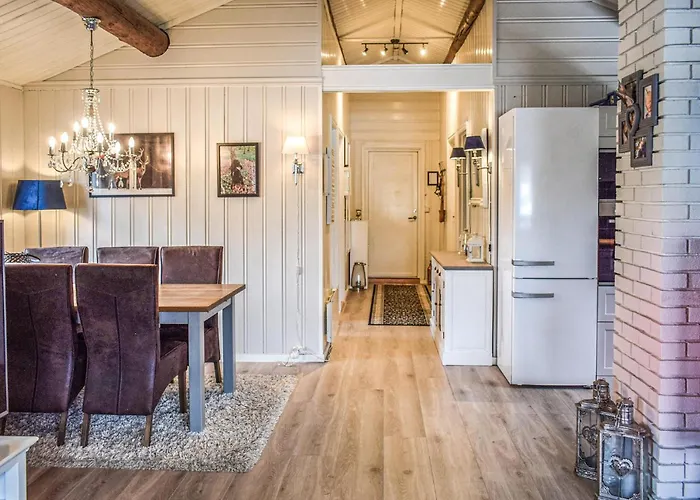 Semesterbostad 4 Bedroom Awesome In *