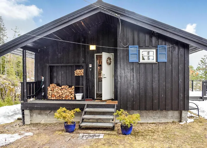 4 Bedroom Awesome In Semesterbostad *