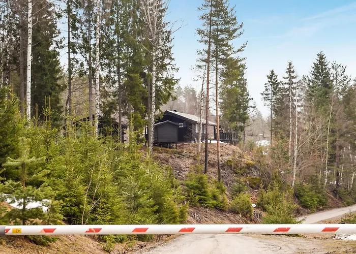4 Bedroom Awesome In Drangedal